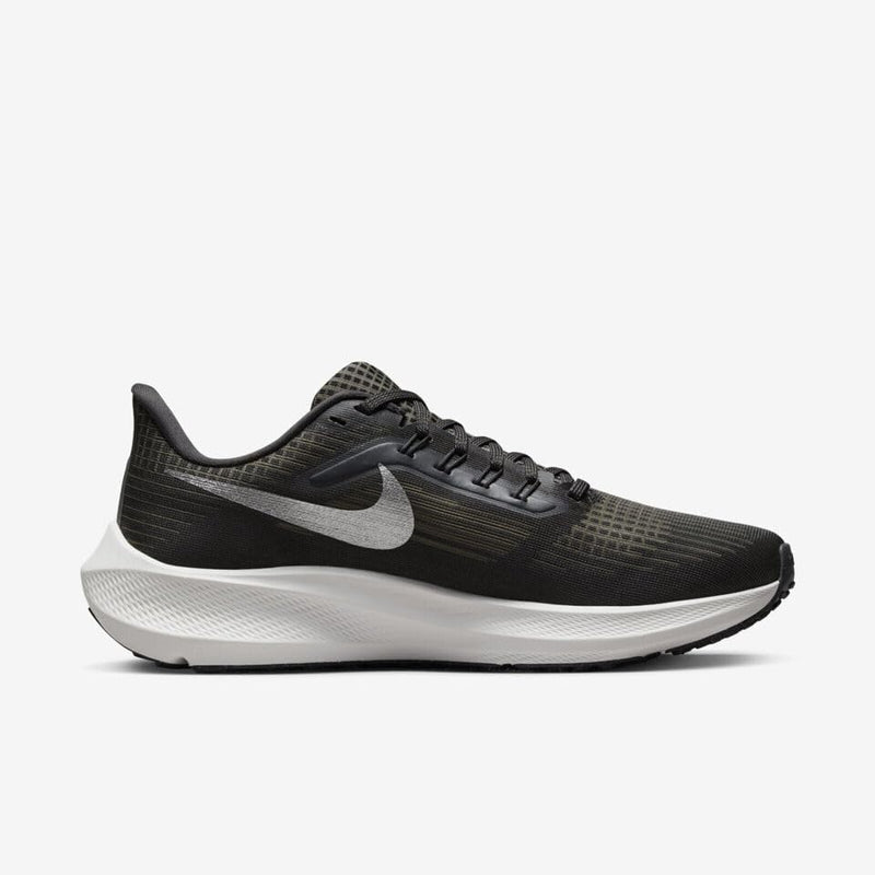 Nike Tênis feminino Air Zoom Pegasus 39, preto/branco e preto